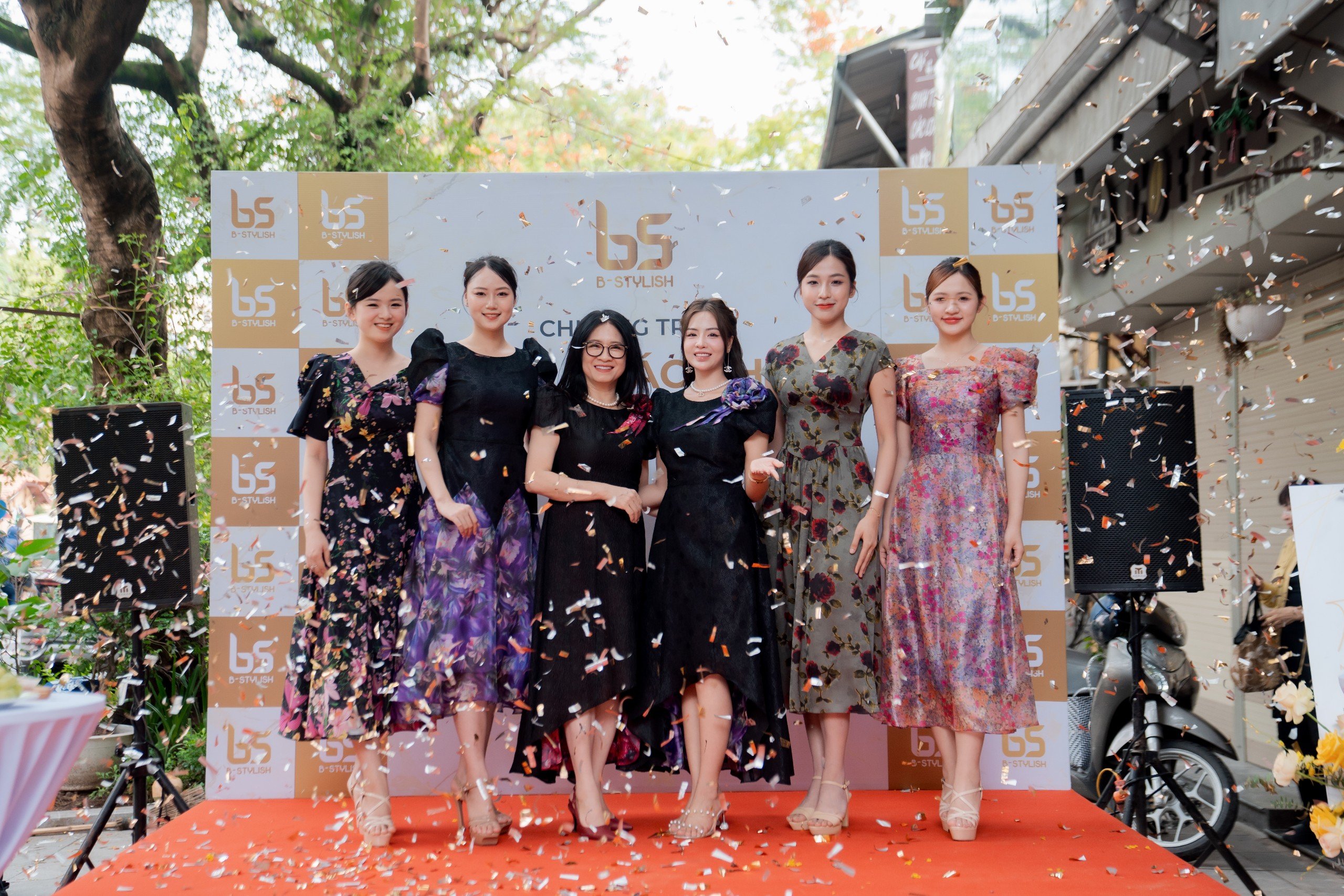 Kỷ niệm thành lập <br> Thời trang B Stylish <br> Số lượng: 200 người