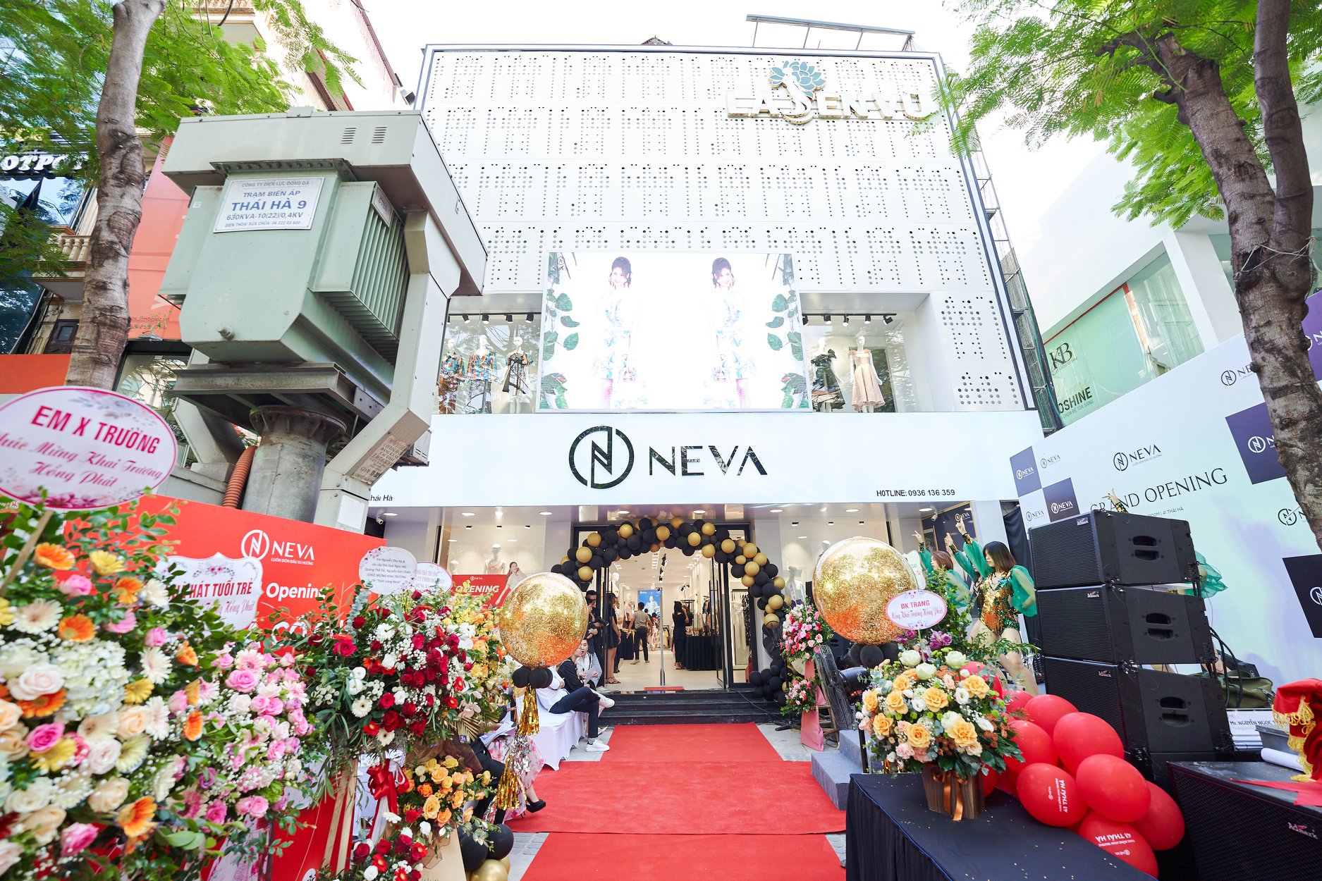 Lễ khai trương <br> Thời trang Neva