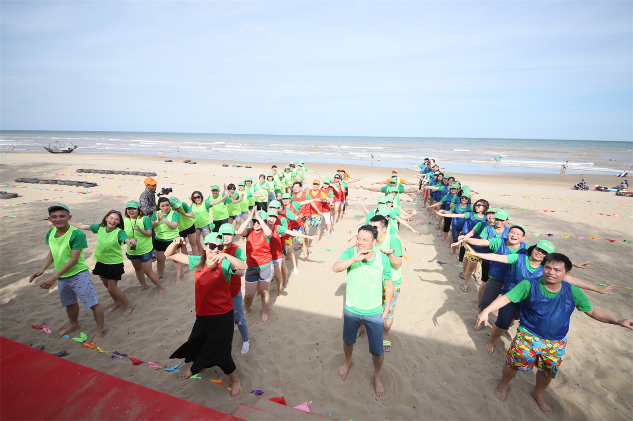 Team Building <br> One Team One Dream - Bệnh Viện Thu Cúc <br> Số lượng: 400 người