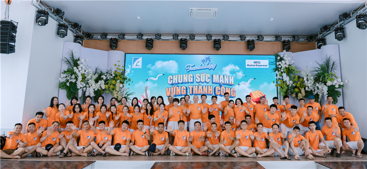 Team Building An Lợi <br> Chung Sức Mạnh - Vững Thành Công <br> Số lượng: 200 người