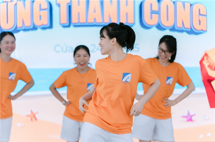 Team Building <br> Nagakawa Việt Nam <br> Số lượng:120 người