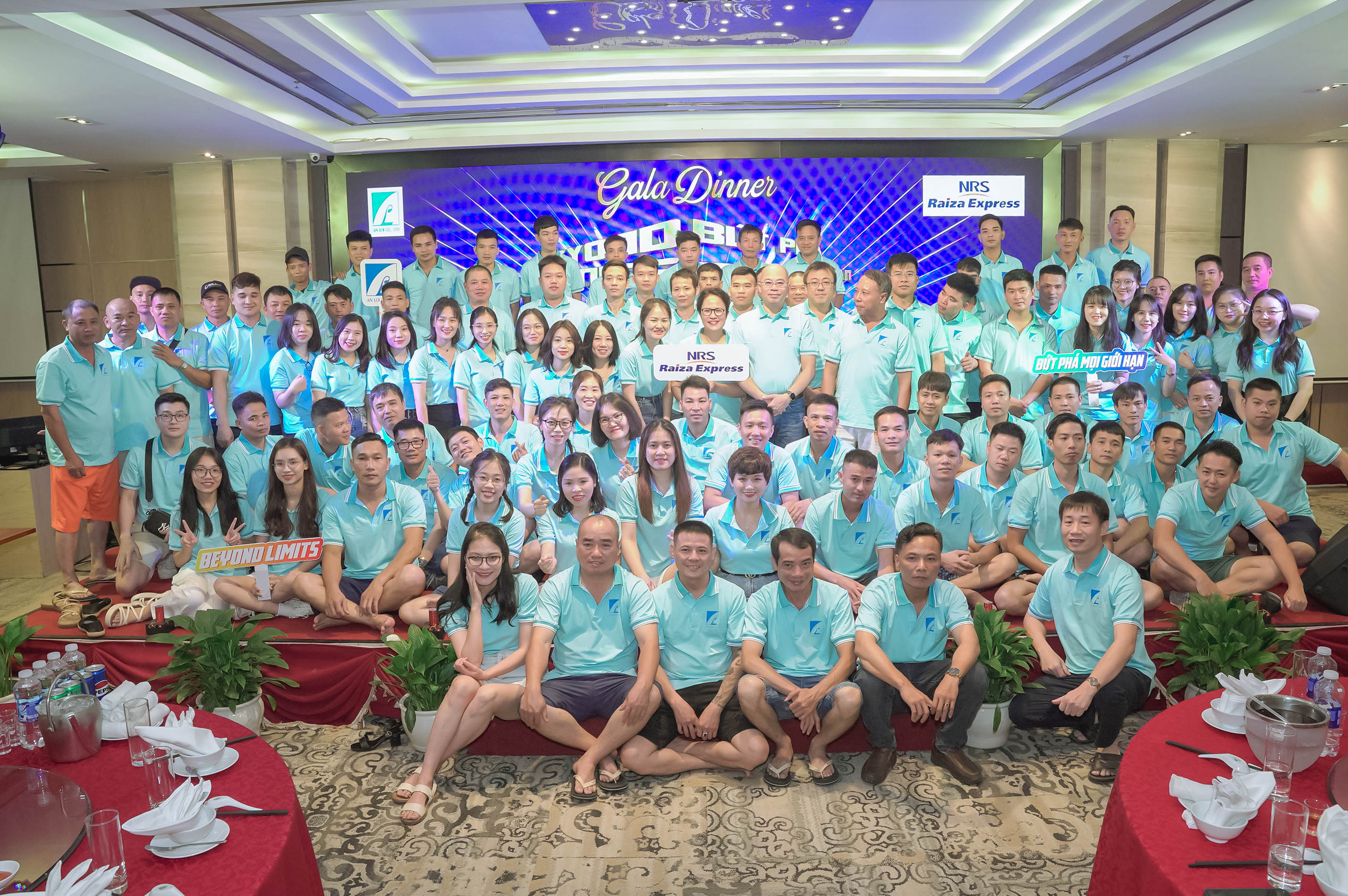 Khám phá Vịnh Hạ Long <br> Công ty TNHH An Lợi <br> Số lượng: 250 người